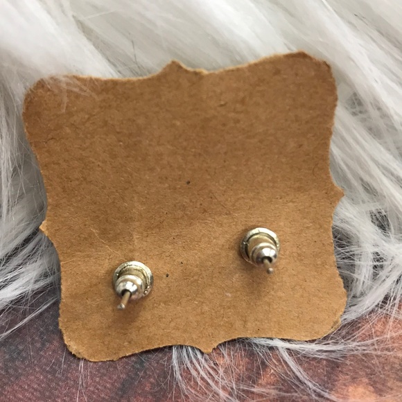 << Pink Iridescent Faux Druzy Earrings >> - Picture 4 of 4